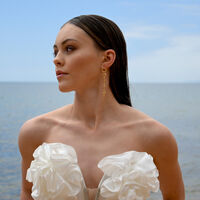 Haven Artisan Sculptured Heart String Earrings (Gold)