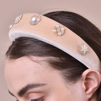Lynne Vintage Style Headband
					