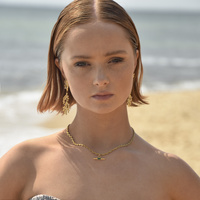 Merida Wavy Chain Necklace (Green Stone)
					