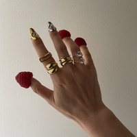 Thelma Arsty Nail Open Ring (Silver)
					