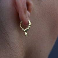 Jaune Textured Teardrop Huggie Earrings (Gold)