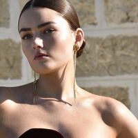 Lucian Gold Heart String Earrings