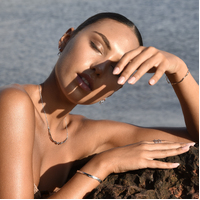 Baie Artsy Infinity Twist Earrings (Silver)