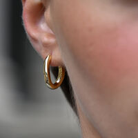 Enoa Fine Twist Huggie Earrings (Gold Vermeil)