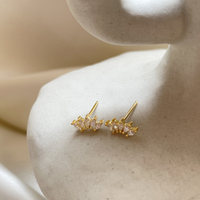 Aliz Zircon Arch Stud Earrings (Gold)