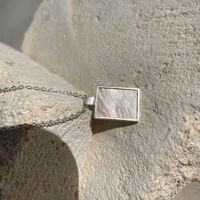 Chantal Mother of Pearl Pendant Necklace (Silver)