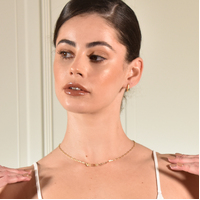 Arlette Fine Chain Necklace / Choker
					