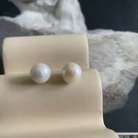 Bay Baroque Pearl Stud Earrings (Imperfect No.3)