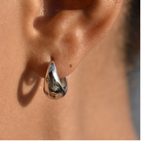 Adalyn Star-engraved Chunky Hoop Earrings (Silver)