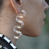 Darya Artsy Wave Earrings (Clear)