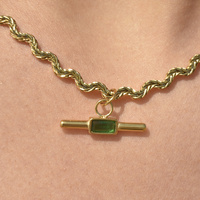 Merida Wavy Chain Necklace (Green Stone)
					