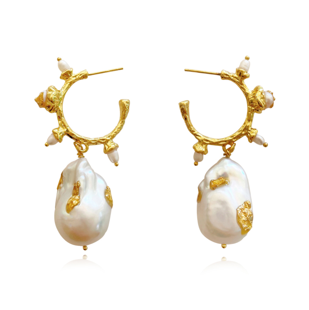 24K Yellow Gold Plated Asymmetrical Paperclip and Pearl Earrings  Ho   Alara
