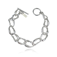 Vairea Artsian Sculptured Link Chain Bracelet  image