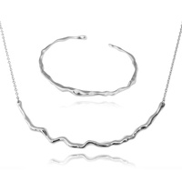 Be The Flow Necklace & Bangle Gift Set (Silver) image