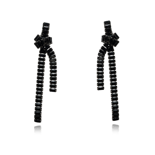 Laila Noir Knot Earrings