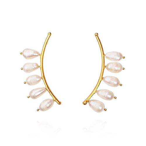 Le Beauté 24K Pearl Curve Earrings