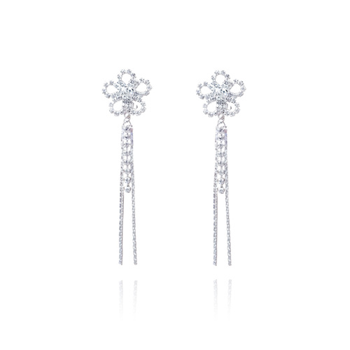 Everett Flower Tassel Clip-on Earrings